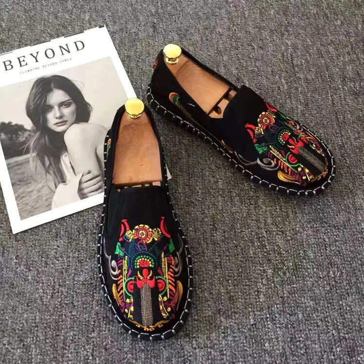 Old Beijing Cloth Shoes Embroidery Flower Social Guy Male Moccasin-Gommino Student Casual Shoes Fashion National Chinese Style