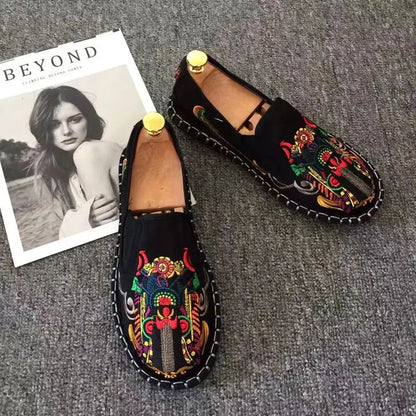 Old Beijing Cloth Shoes Embroidery Flower Social Guy Male Moccasin-Gommino Student Casual Shoes Fashion National Chinese Style