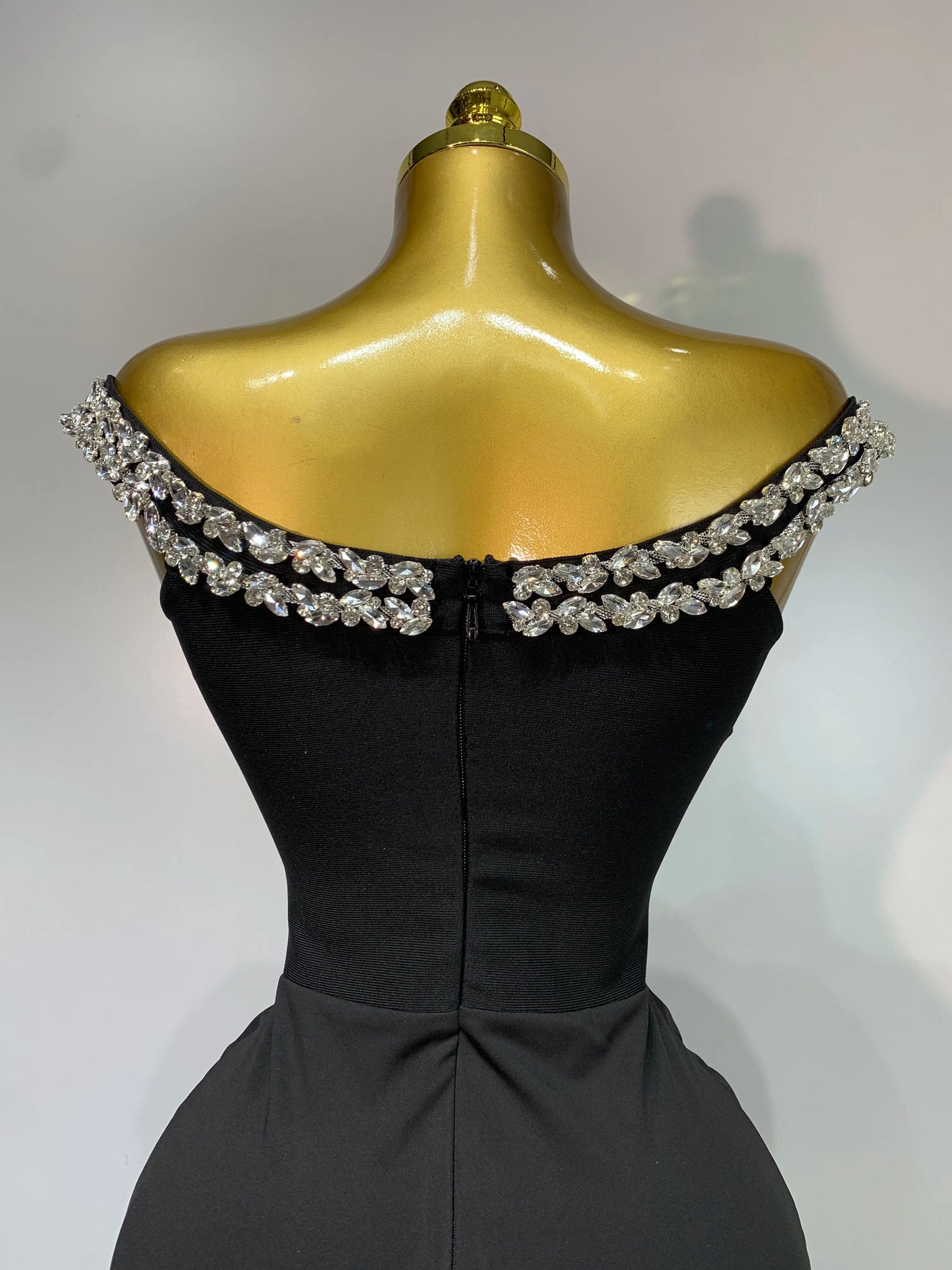 Women Sexy Off Shoulder Shinning Diamond Bodycon Long Bandage Dresses Elegant Evening Party Birthday Cocktail Wedding Gowns