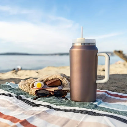 New 64OZ Handle Cup Double-layer Thermos Cup 304 Handle Car Water Cup with Straw for Hot and Cold Drinks, Camping and Sports