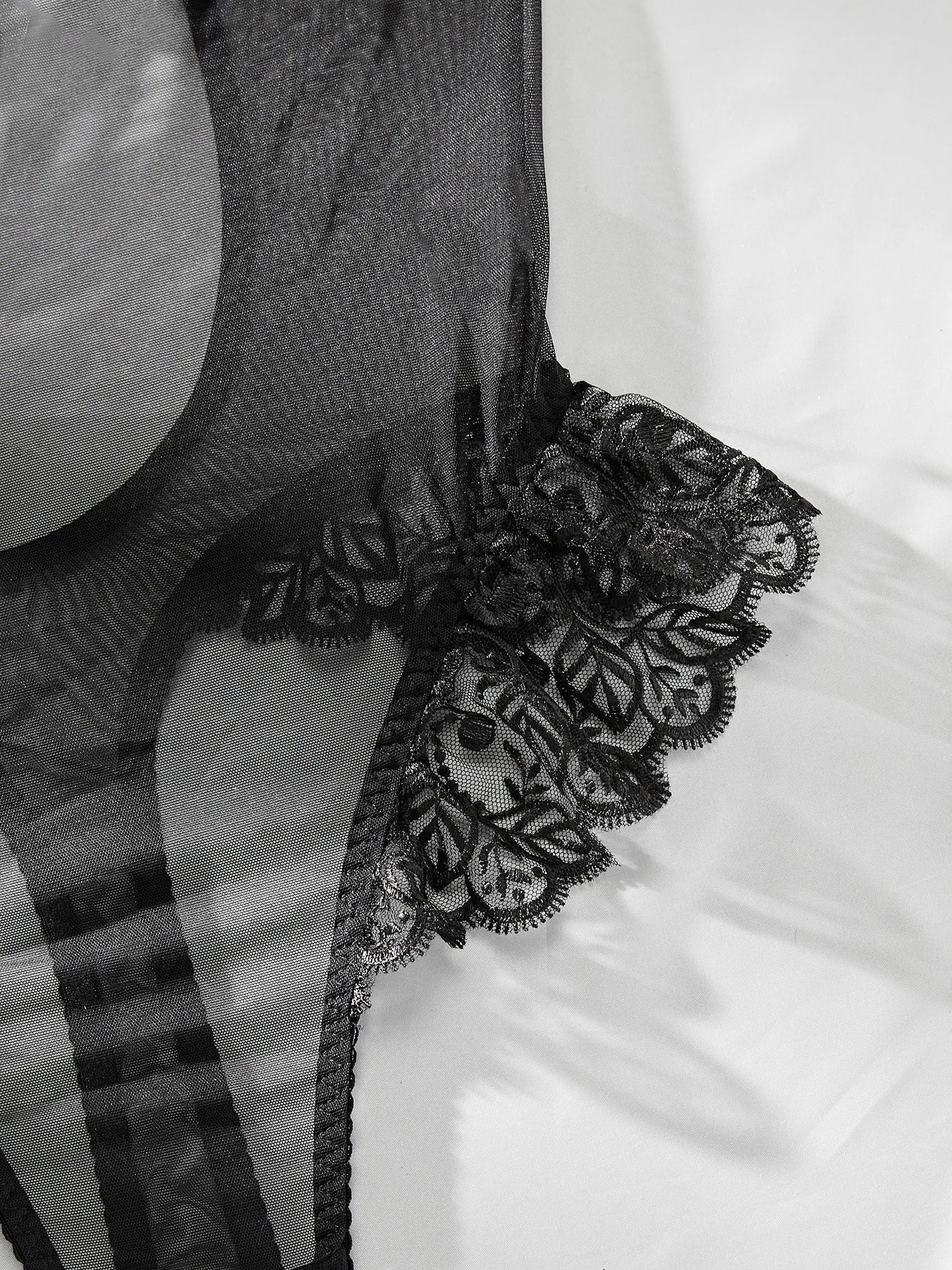 New Sexy Bodysuits Ruffled Edges Patchwork Mesh Sexy Perspective Backless Deep V Suspenders Sleeveless Bodysuits Charming 5ZAL