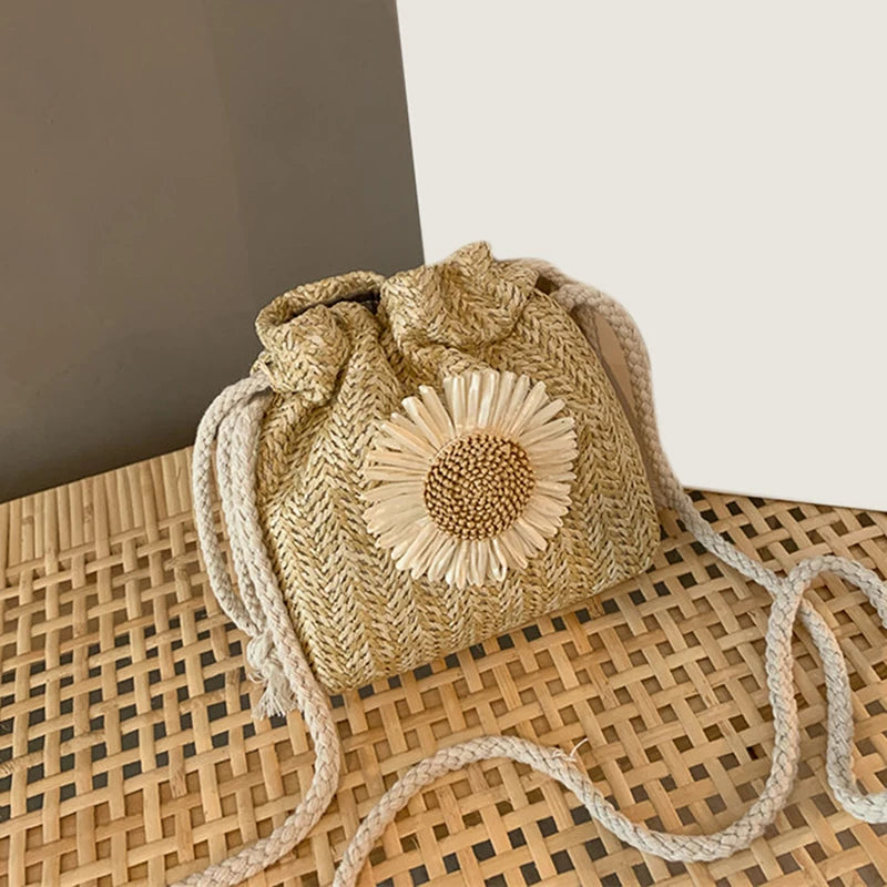 Rattan Woven Women Straw Bag Handbag Knit Flower Summer Beach Woman Shoulder Messenger Khaki Beige Bags Fashion Creative