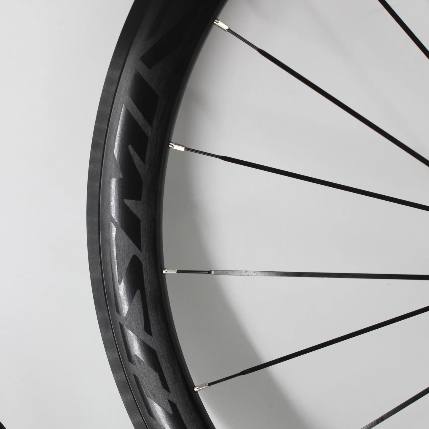New White Black Gray 700C 50mm Road bike alloy bicycle wheelset clincher rims V Disc brake Thru Axle center lock hubs wheels