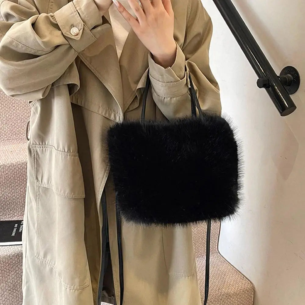 Fahion Faux Fur Tote Bag Women's Bucket Plush Luxury Design Ladies Handbags Winter Crossbody Shoulder Bags