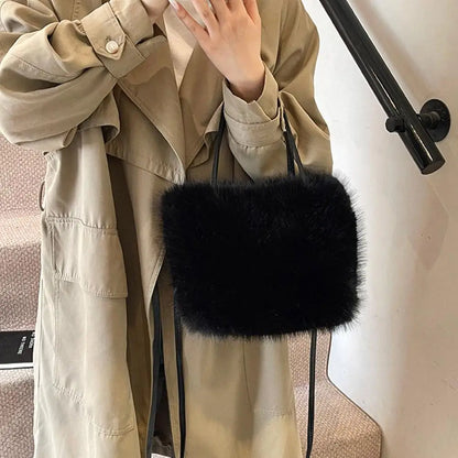 Fahion Faux Fur Tote Bag Women's Bucket Plush Luxury Design Ladies Handbags Winter Crossbody Shoulder Bags