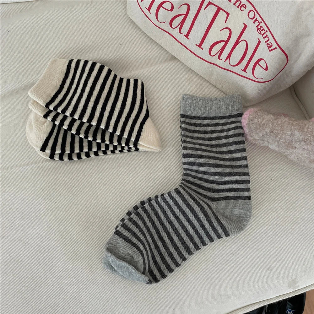 Korean Simple Colored Striped Cotton Socks Women’s Autumn Winter Breathable Middle Tube Socks College Style Trendy Casual Socks