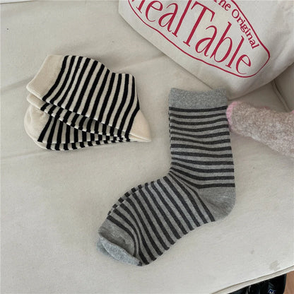 Korean Simple Colored Striped Cotton Socks Women’s Autumn Winter Breathable Middle Tube Socks College Style Trendy Casual Socks