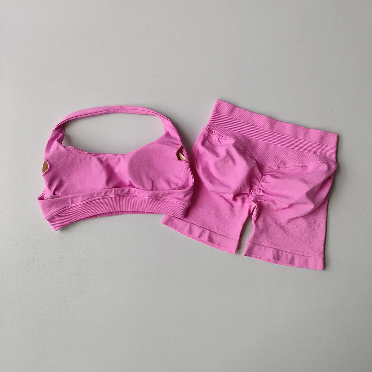 2 Pieces Yoga Suit for Women Seamless Fitness Gym Clothes Halter Sports Bra Matching Impact Shorts Workout Sets Gym Outfit