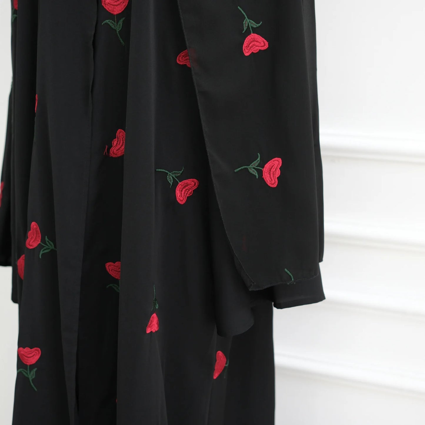 Eid Luxury Floral Embroidery Abaya Kimono Dubai Cardigan Muslim Party Dress Abayas for Women Turkish Islamic Clothes Kaftan Robe
