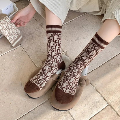 Kuwa 1/2Pairs Trendy Winter Wool Socks Ladies Monogram Pattern Solid Color Thickened Middle Tube Socks Breathable Wholesale
