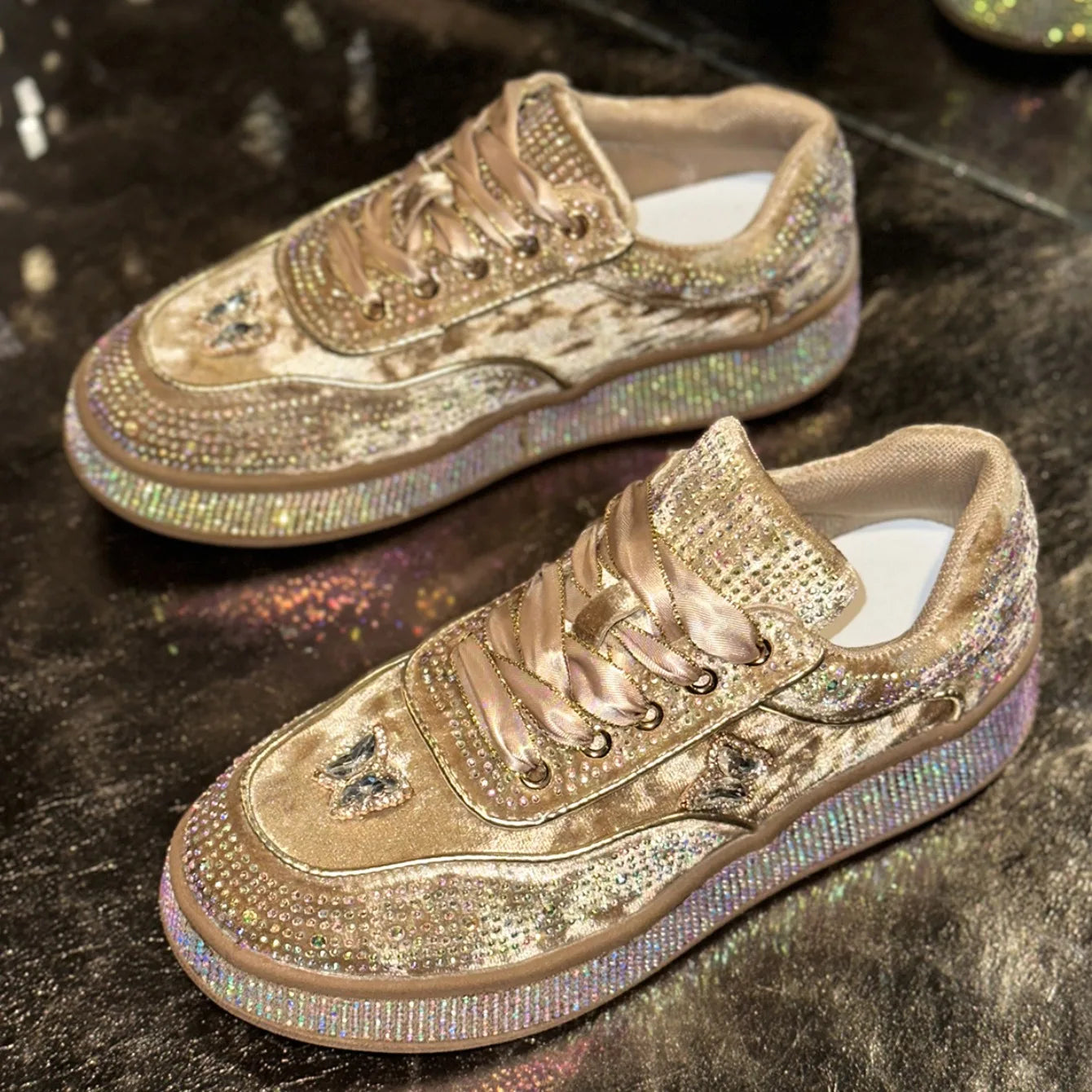 Luxury Designer Women Sneakers Outdoor Platform Female Sneakers Women Fashion Luxury Rhinestone Ladies Shoes Zapatos De Mujer