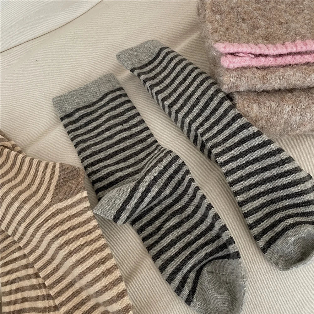 Korean Simple Colored Striped Cotton Socks Women’s Autumn Winter Breathable Middle Tube Socks College Style Trendy Casual Socks