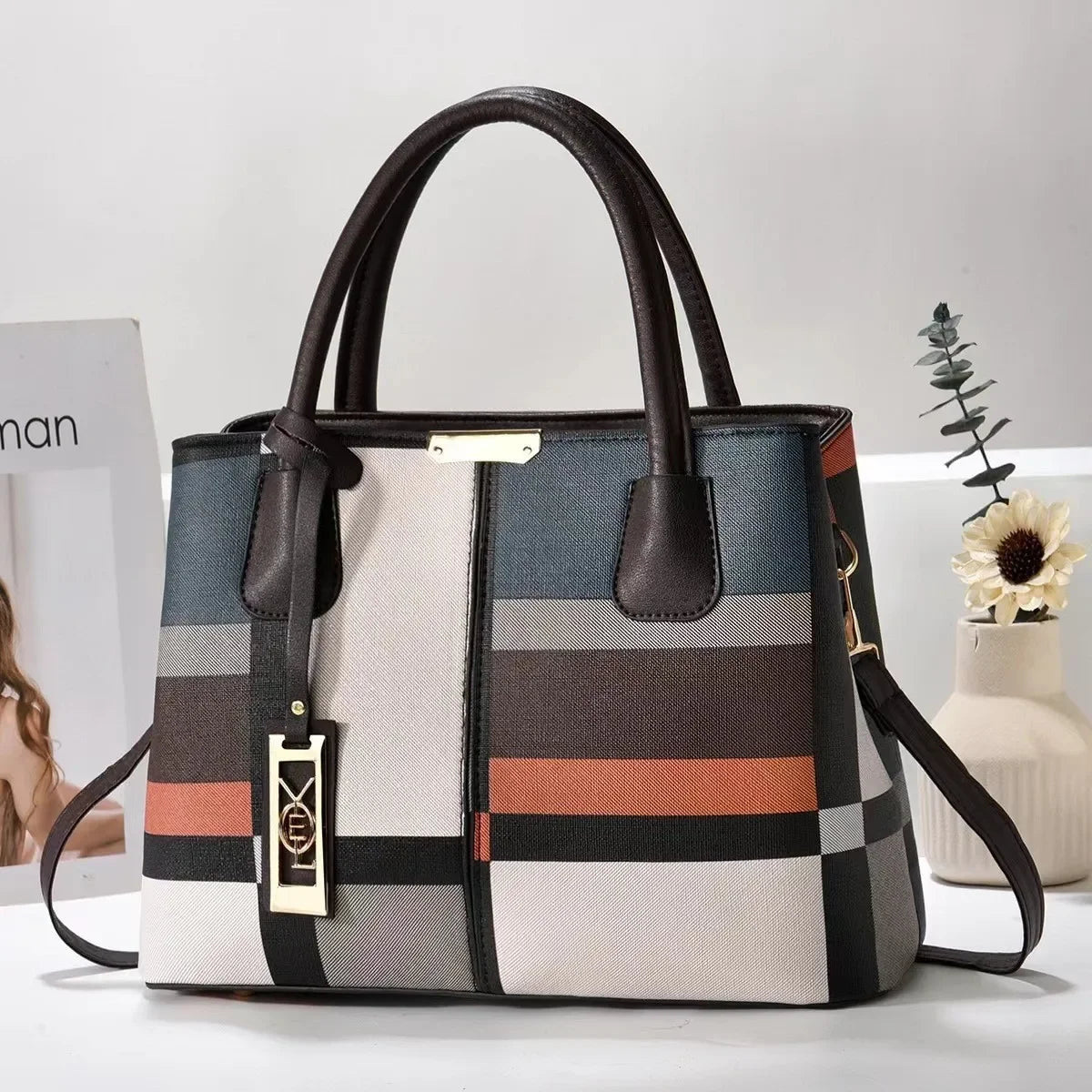 Simple Women's PU Leather Shoulder Bag Large Capacity Handbag Wire Tag Hanging Bag Square Shape Soft Handbags with Zipper