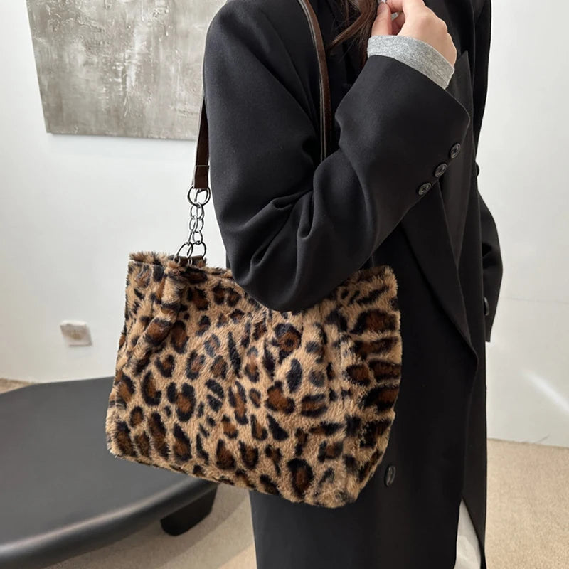 New Leopard Print Fur Bags Women Fashion Portable Faux Fur Handbags Winter Soft Warm Bag Girls Fluffy Large Capacity Tote Purse