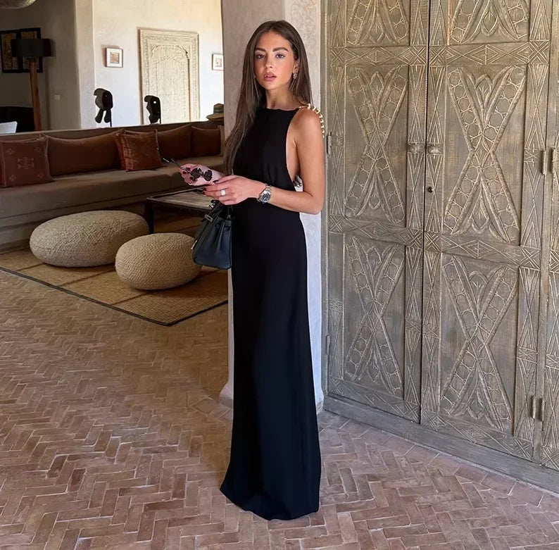 Elegant Black Maxi Dress Sleeveless Slim Fit With Gold Chain Detail Dresses Evening Party Formal Events Chic Floor-length Gown