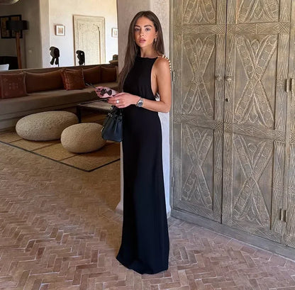 Elegant Black Maxi Dress Sleeveless Slim Fit With Gold Chain Detail Dresses Evening Party Formal Events Chic Floor-length Gown