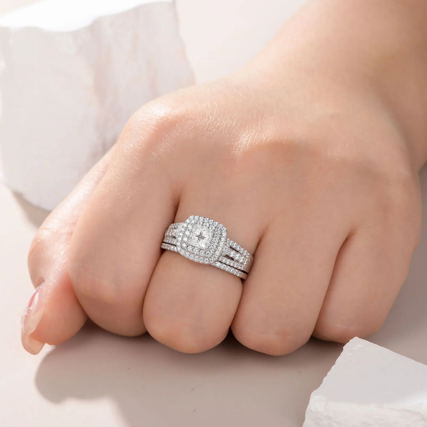 Newshe Luxury 925 Sterling Silver Halo Wedding Ring Set for Women Elegant Yellow Gold Plated Princess Simulated Diamond Rings