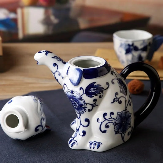 Ceramic Cat Teapot Creative Blue and White Porcelain Cat Kettle Home Desktop Decoration Ornament Multifunctional Vase Coffee Pot