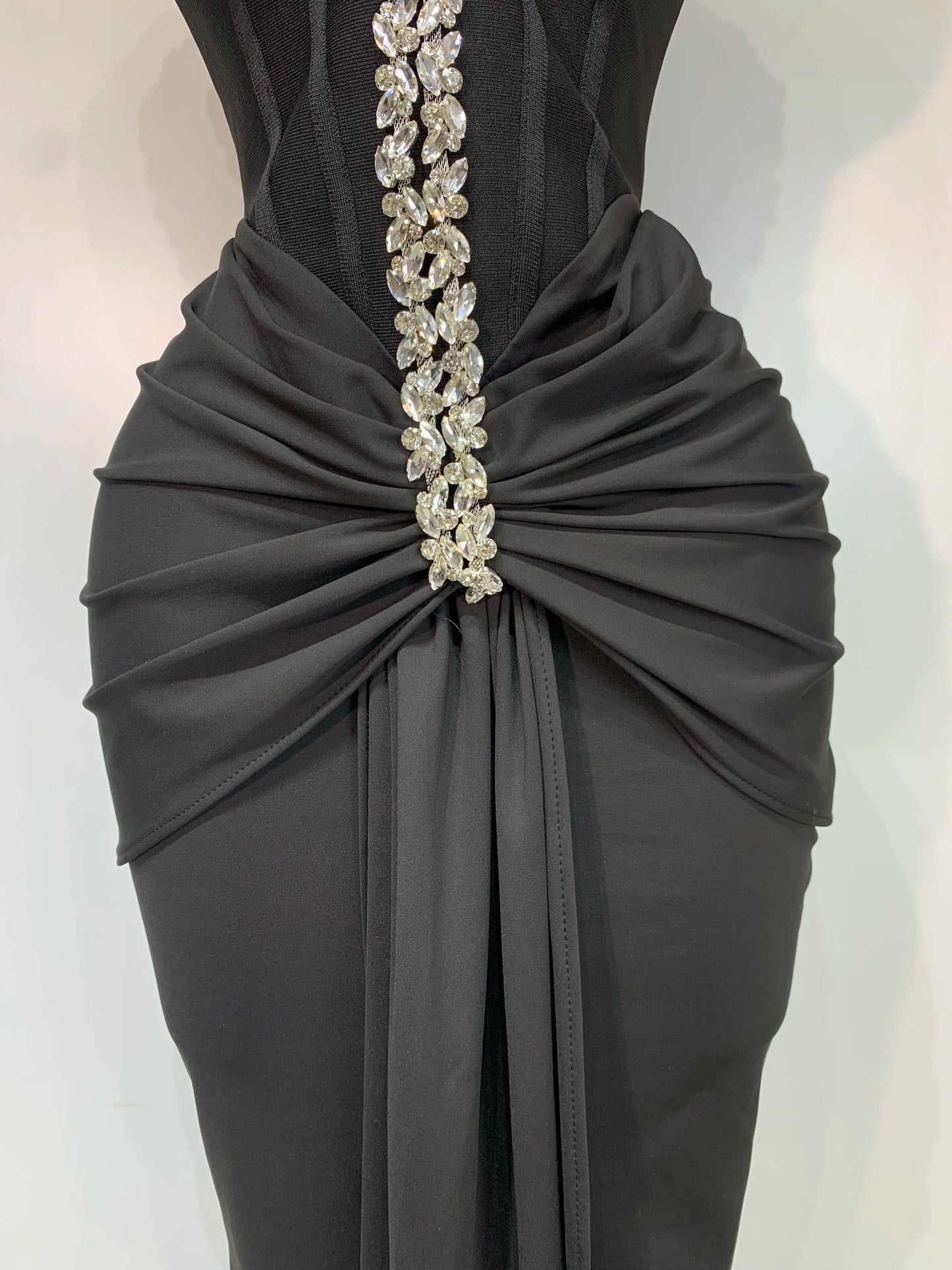 Women Sexy Off Shoulder Shinning Diamond Bodycon Long Bandage Dresses Elegant Evening Party Birthday Cocktail Wedding Gowns