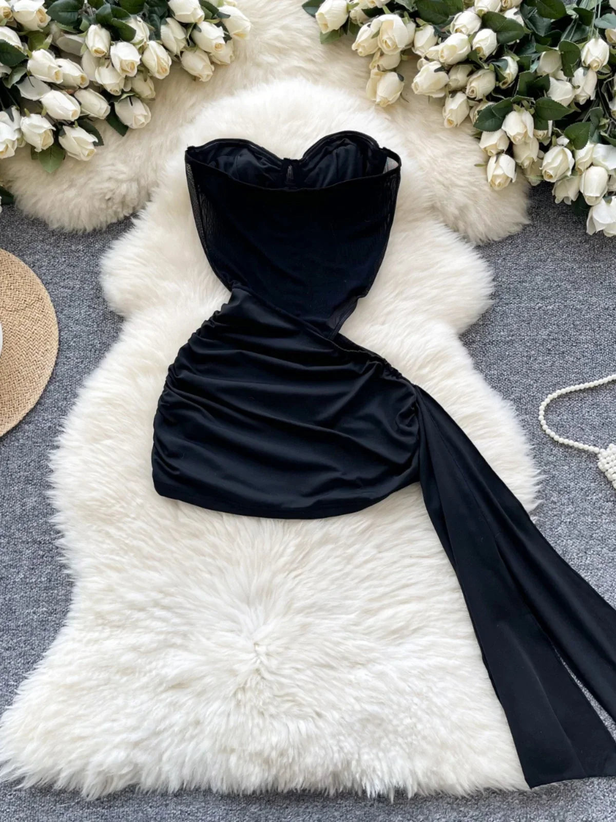 Foamlina  American Sexy Hollowed-out Waist Tube Top Dress for Women's Pleated Waist Hip-wrapped Streamer Girl's Short Dress