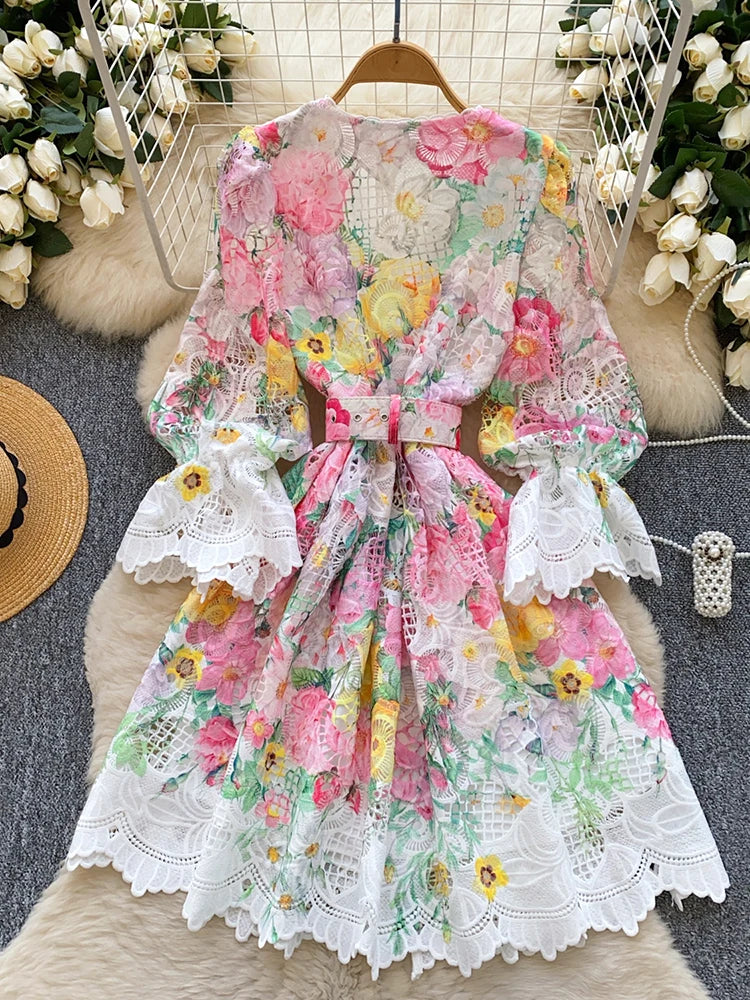 Spring/Summer Retro Single Breasted Mini Dress French Hollow Lace Dress Female Temperament A-line Elegant Shorts Vestidos C18