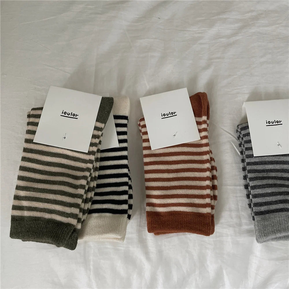 Korean Simple Colored Striped Cotton Socks Women’s Autumn Winter Breathable Middle Tube Socks College Style Trendy Casual Socks