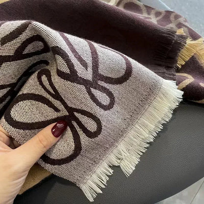 New Korean Version of The Fashion Hair Scarf Senior Sense Office Thick Warm Shawl for Both Casual and Versatile Bib