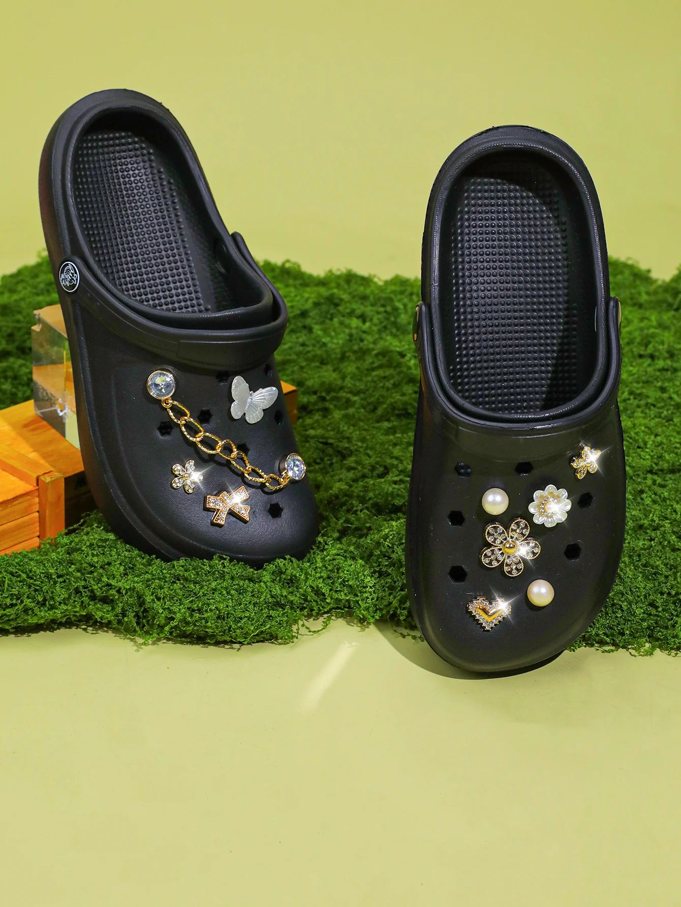 Casual Clog and Mules, Lightweight EVA Garden Shoes, Non-Slip Sandals, Breathable Slip-On Shoes for Indoor Outdoor 666