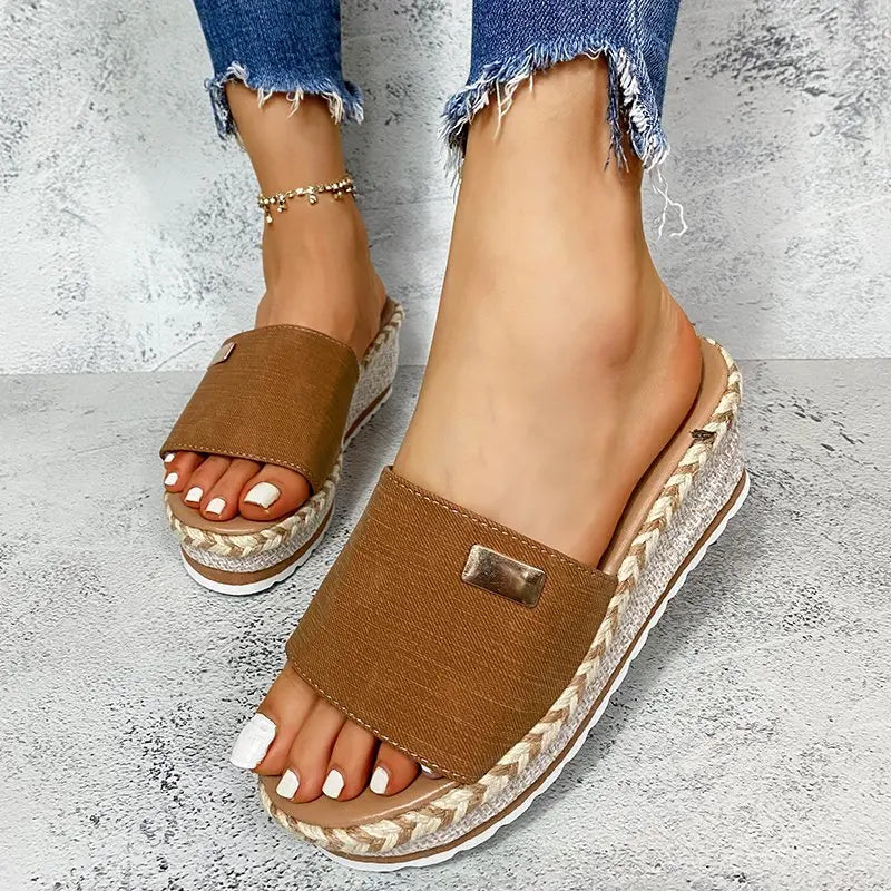 Summer Wedges Slippers Platform High Heels Women Slipper Ladies Outside Shoes Basic Clog Wedge Slipper Flip Flop Sandals