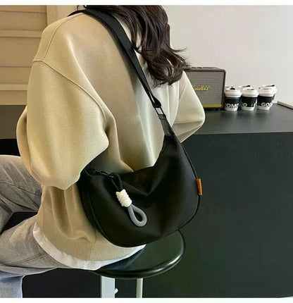 2025 New Fashion Crossbody Bag Simple Wide Shoulder Strap Design Single Shoulder Bag Original Style Commuting Dumpling Women Bag