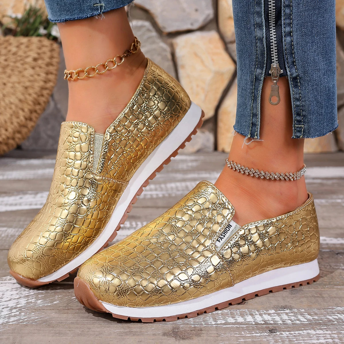 2025 New Women Sneakers Trend Designer Fashion Shoes for Women Gold Silver Sequin Causal Sneakers Women Walking Platform Shoes