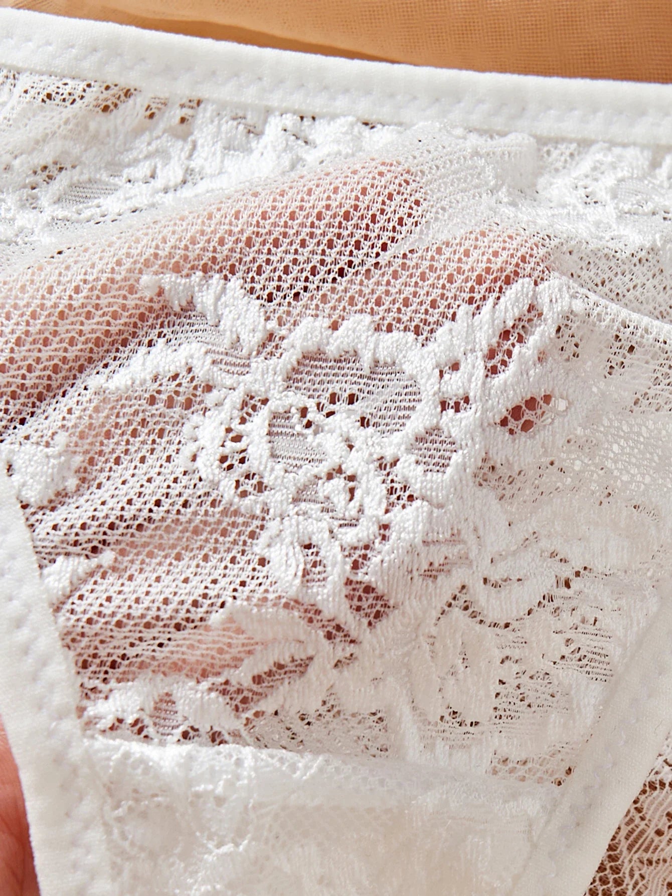 Women's Lingerie & Underwear， Eyelash Sxy Fancy Lace Strapping Underwire Bra &  Brazilian Panties ， Sexy Style