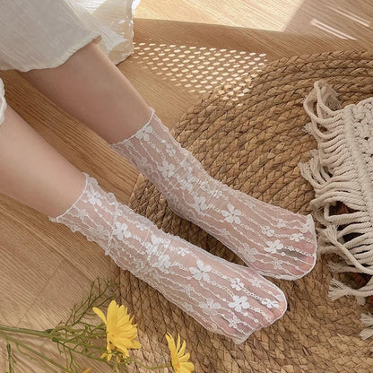 Women's Harajuku Kawaii Ladies Breathable Transparent Floral Lace Socks Sweet Mesh Fishnet Socks Soft Funny Socks Hosiery
