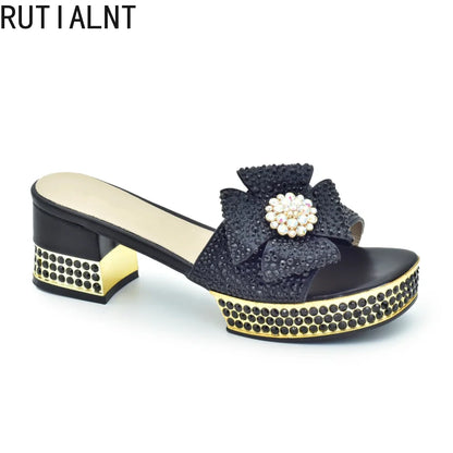 New Design Full Crystal Open Toe Sandals Designer Shoes Women Luxury 2025 Nigerian Women Wedding Shoe Decorated with Rhinestone