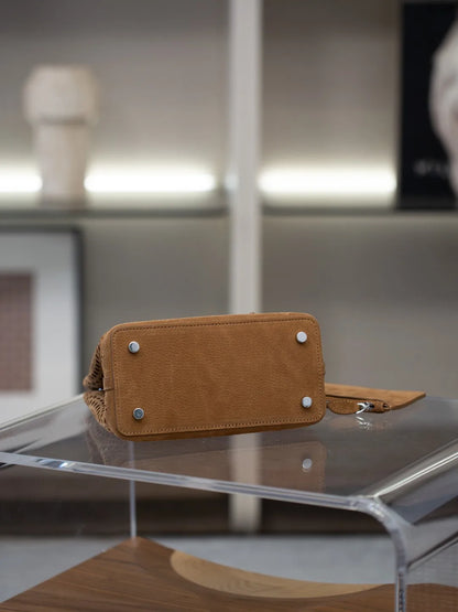 New Advanced Leather Tote Shopping Bag Wave Hollow out Basket Retro Suede Single Shoulder Slant Cross Mother Baby Bag
