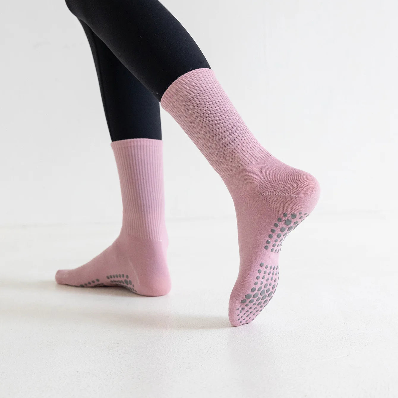 5 pairs Women Anti-skid Yoga Socks Grips Cotton Mid-tube Bottom Breathable Fitness Dance Barre Workout Pilates Socks 8 Colors
