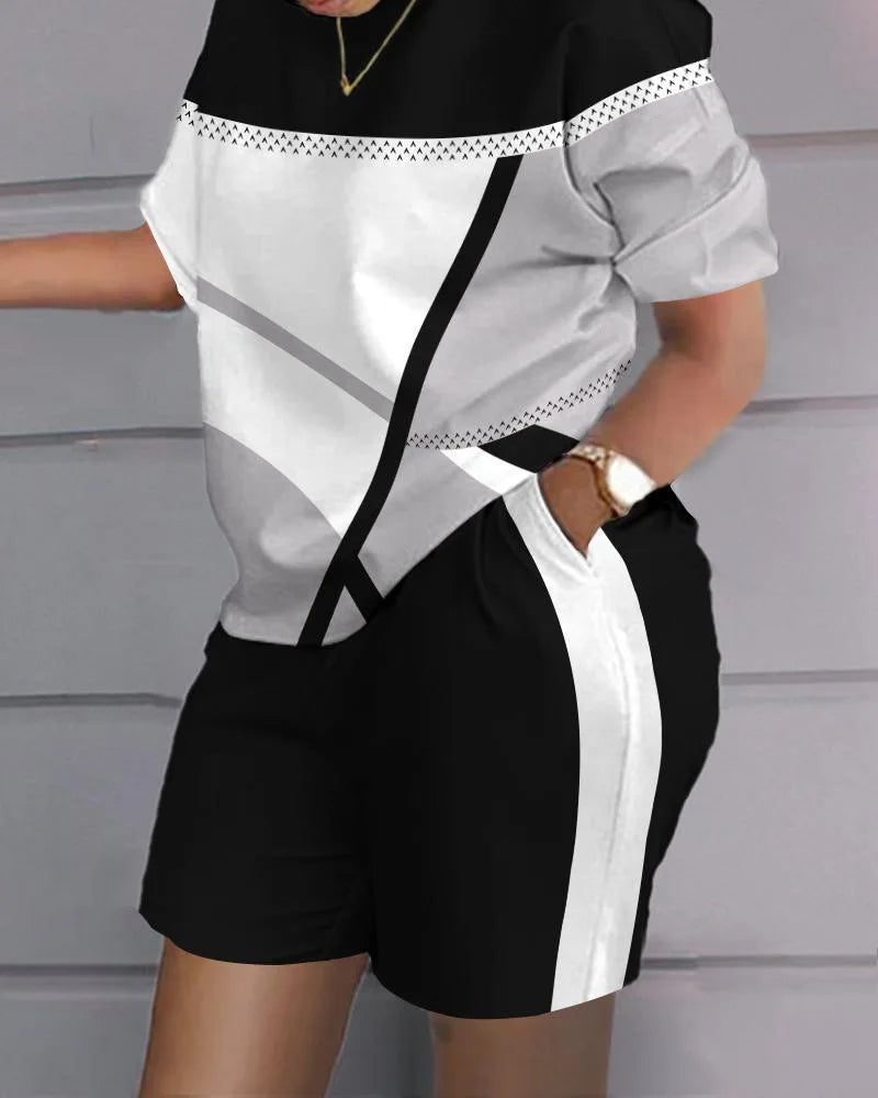 Ladies Casual Summer Two Piece Sets Printed Shorts Sets Women Round Neck Short Sleeve T Shirts Pullover High Waist Trousers Suit