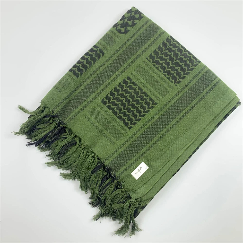 100% Cotton 110 X 110cm Hunting Scarf Shemagh Tactical Desert Keffiyeh Head Neck Scarf Arab Wrap with Tassel