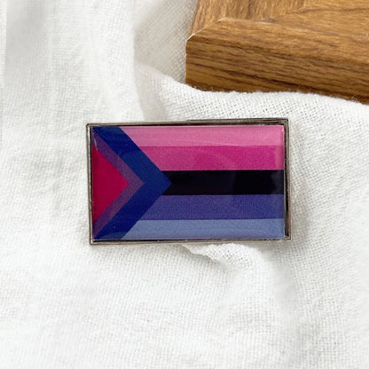 Bismuth 83 Bisexual Badge Bisexual Pride Flag Enamel Pin Science Joke Brooch LGBT Queer Jewelry Fashion Gift Decorate
