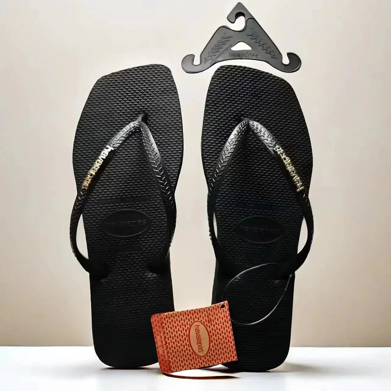 2025 Summer New Women's Square Toe Rubber Flip Flops Luxury Casual Outdoor Beach Sandals Size 35-42 Women's Shoes