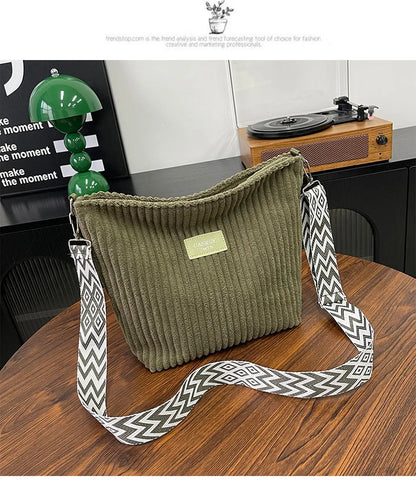 Solid Color Corduroy Messenger Bag Versatile Handbag Women Shoulder Crossbody Bags Casual Chic Bucket Women‘s Bag Bolsos Mujer
