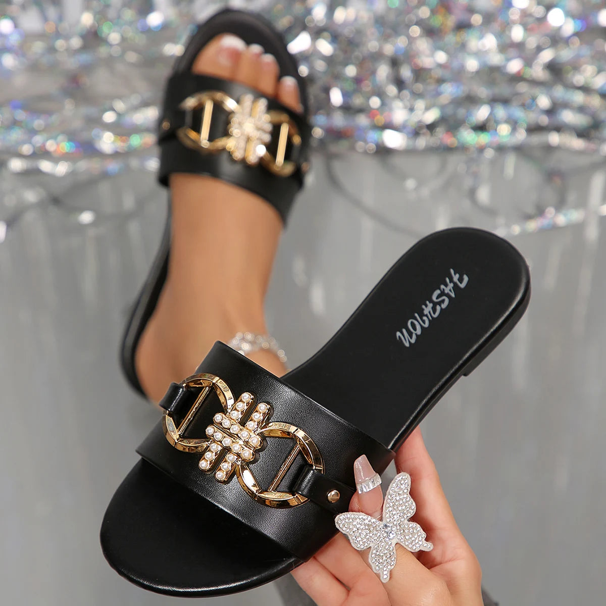 2026 Fashion Designer Women's Luxury Flat Shoes for Summer Outdoor Beach High Quality with Flower Decoration and Print Pattern