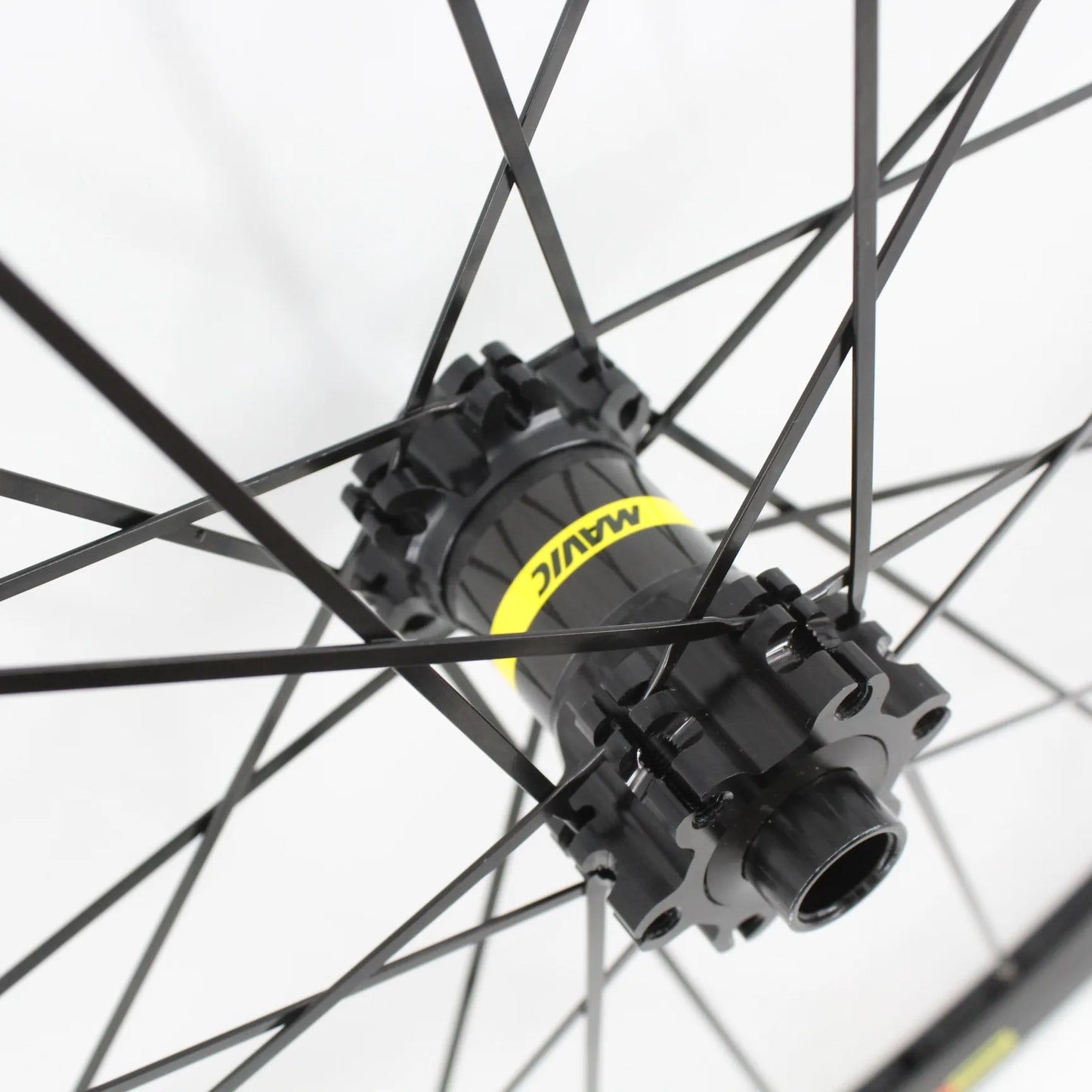 Newest 700C 40mm Road bike 6061 Aluminum alloy bicycle wheelset clincher rim Thru Axle center lock Disc brake hub for 8/9/10/11S