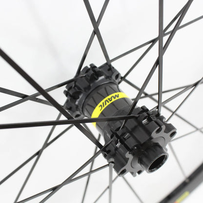 Newest 700C 40mm Road bike 6061 Aluminum alloy bicycle wheelset clincher rim Thru Axle center lock Disc brake hub for 8/9/10/11S