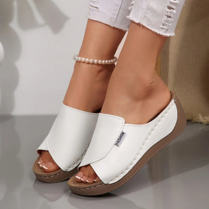 Women Wedge Slippers Summer 2025 New Fashion Slippers Open Toe Breathable Sandals Comfortable Buckle Woman Shoes Slides Women