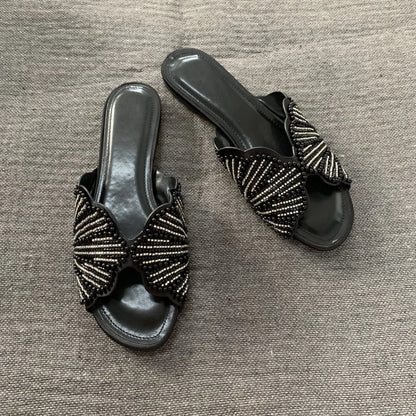 Luxury Summer Flat Sandals for Women Fashion Faux Pearl Designer Slide Sandal Comfortable Lightweight Beach Casual Shoes Woman