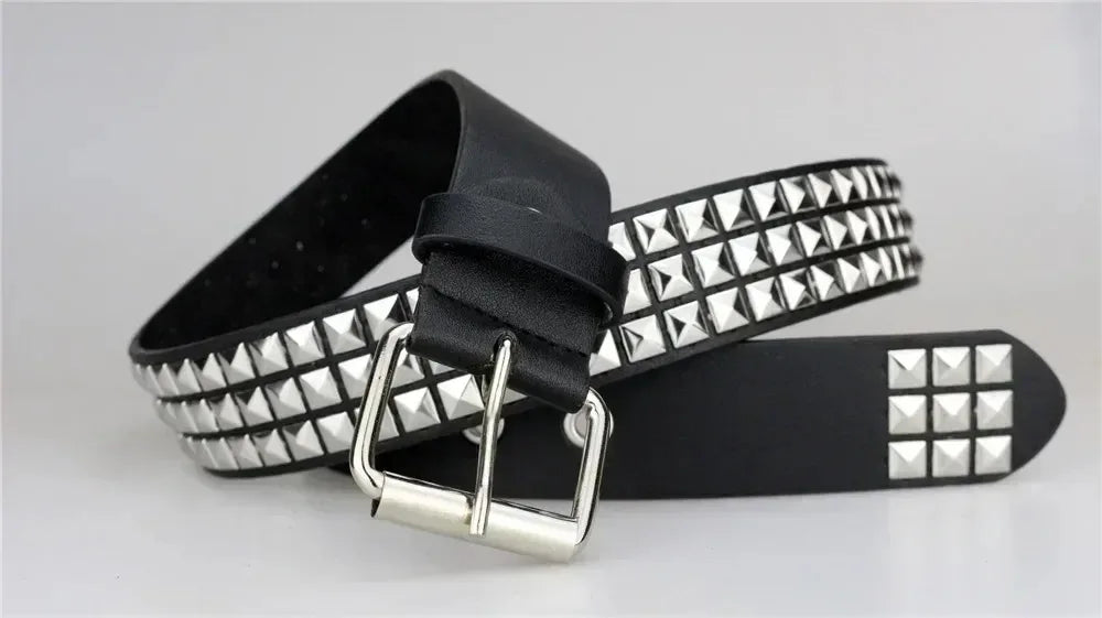 2025 New Square Bead Rivet Belt Metal Pyramid Belt Men and Women Punk Hardware Jeans Belt Y2K Belt Designer Belt Women's Belts