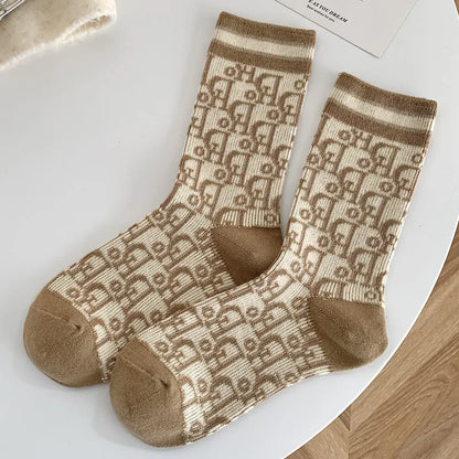 Kuwa 1/2Pairs Trendy Winter Wool Socks Ladies Monogram Pattern Solid Color Thickened Middle Tube Socks Breathable Wholesale