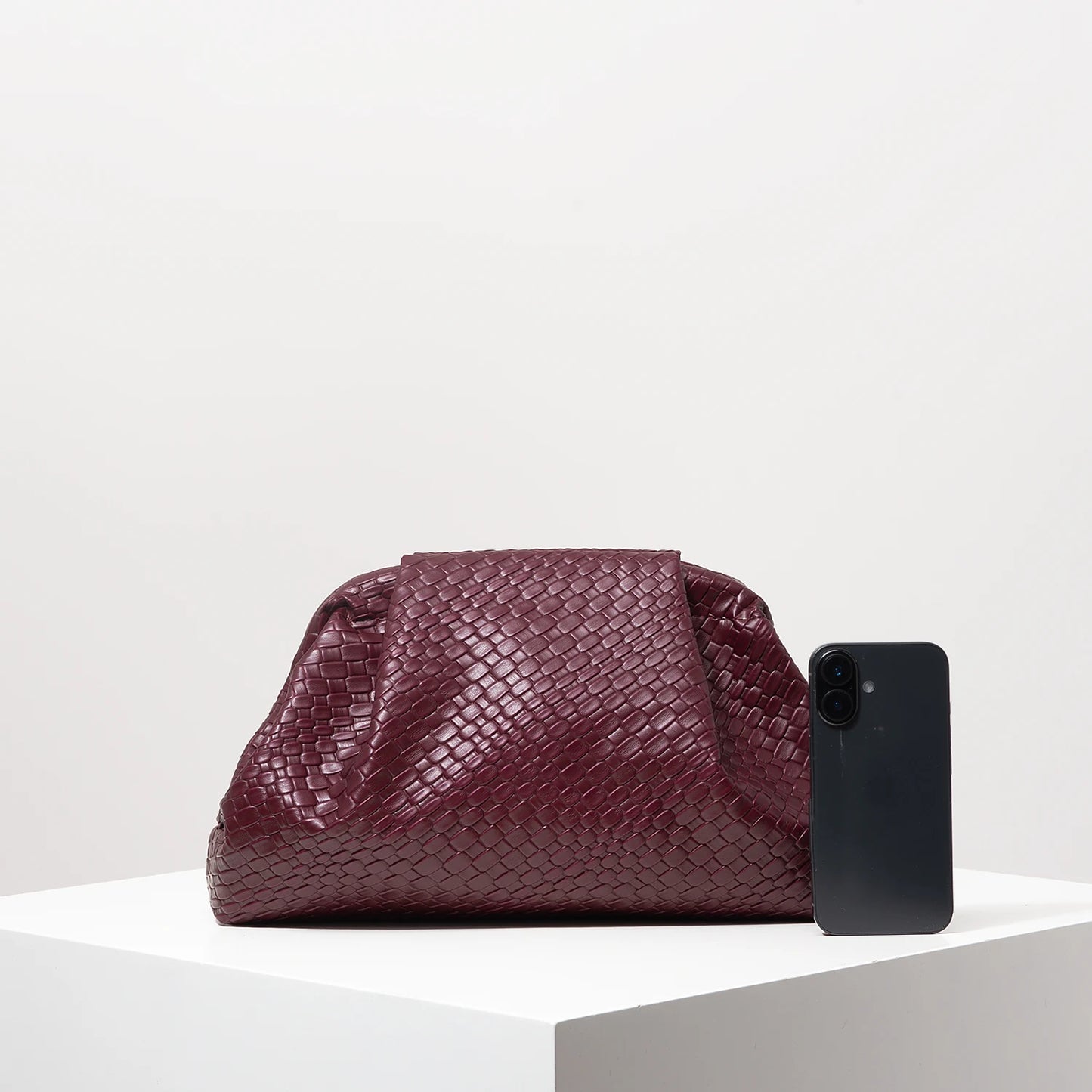 Vintage Artificial Leather Woven Pattern Clutch Bag，Burgundy Bag，Prom Dresses for Women，Large Capacity Women Purse