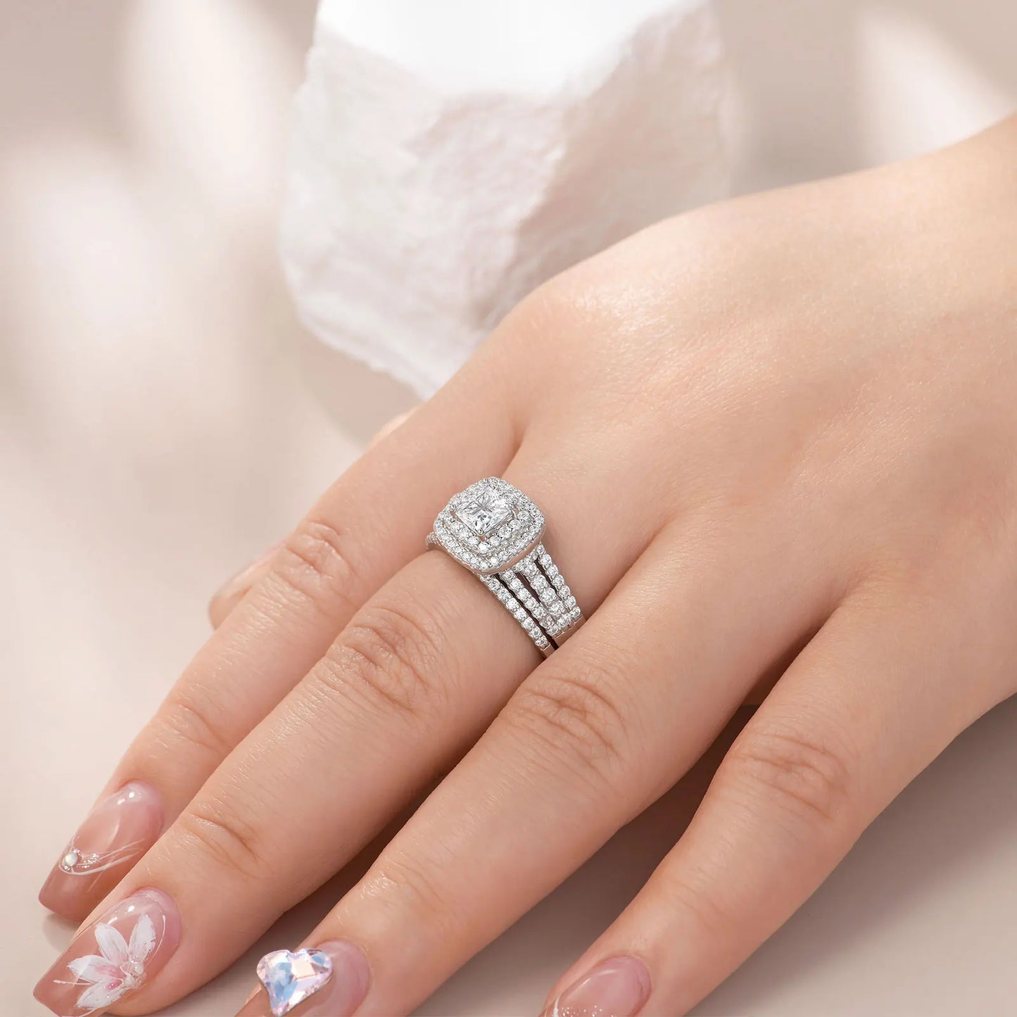 Newshe Luxury 925 Sterling Silver Halo Wedding Ring Set for Women Elegant Yellow Gold Plated Princess Simulated Diamond Rings